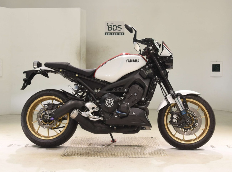 Мотоцикл Yamaha XSR900 с пробегом 18498 km