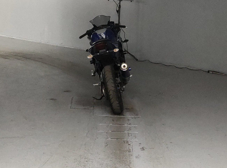 Мотоцикл Yamaha YZF-R25 з пробігом 6368 km