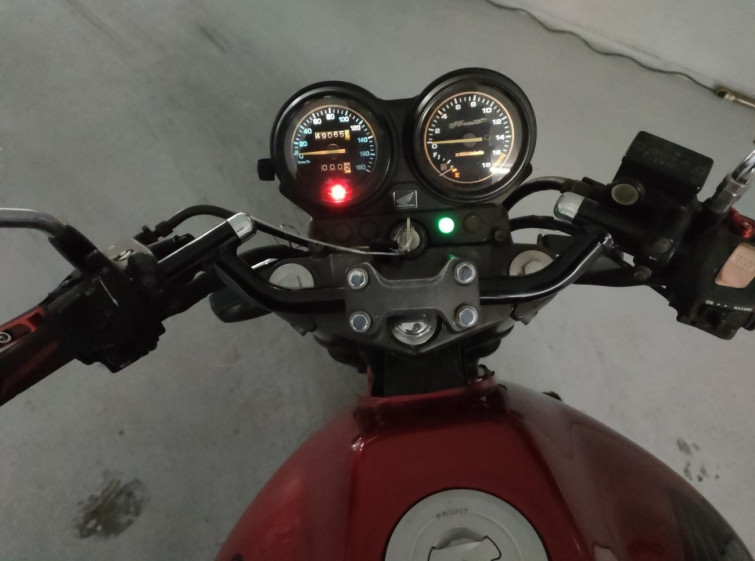 Мотоцикл Honda HORNET CB250F з пробігом 49065 km