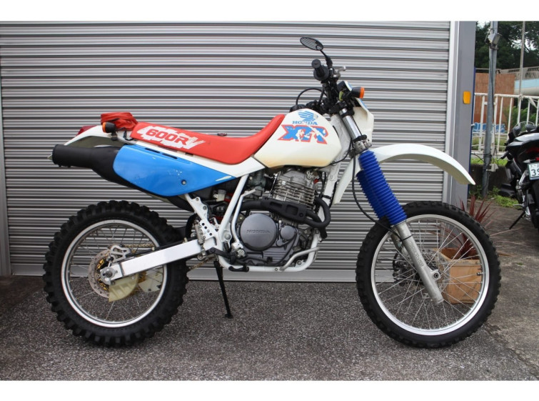 Мотоцикл Honda XR600R з пробігом 4696 km