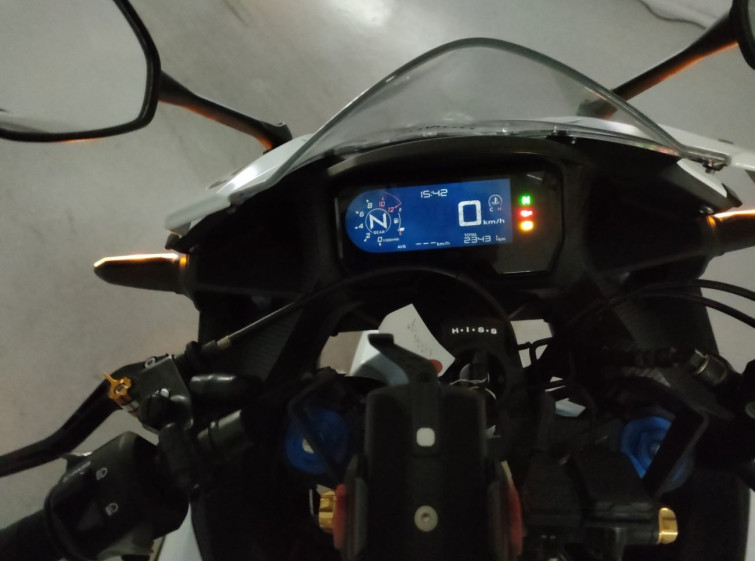 Мотоцикл Honda CBR400R з пробігом 23430 km