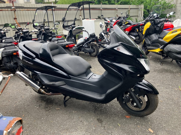 Мотоцикл Yamaha MAJESTY 250