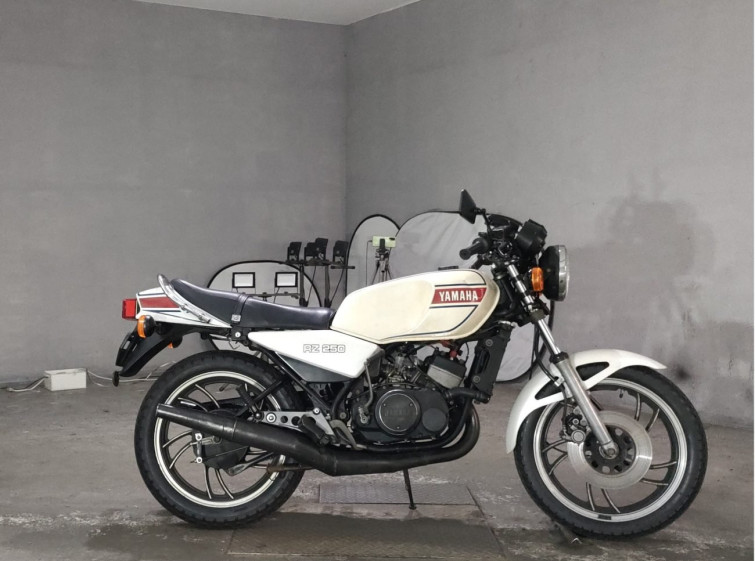 Мотоцикл Yamaha RZ250 с пробегом 48105 km