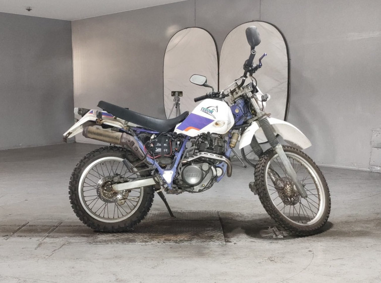 Мотоцикл Yamaha SEROW XT225 с пробегом 1 km
