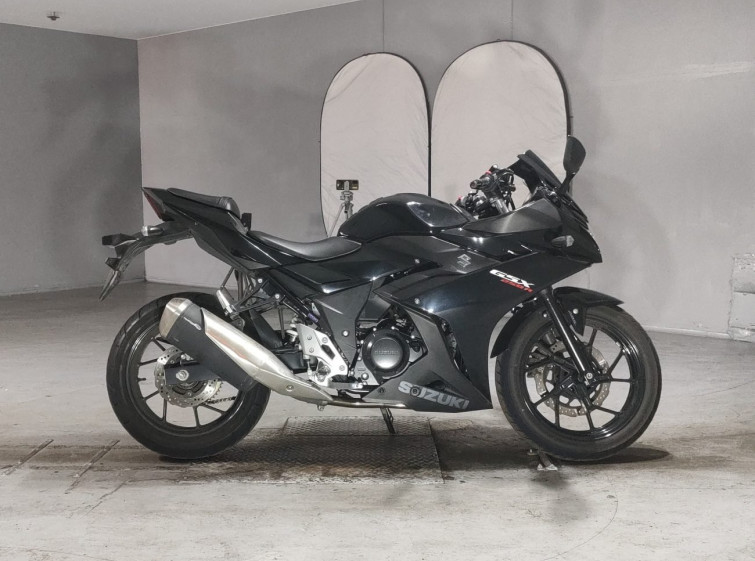 Мотоцикл Suzuki GSX250R с пробегом 32628 km