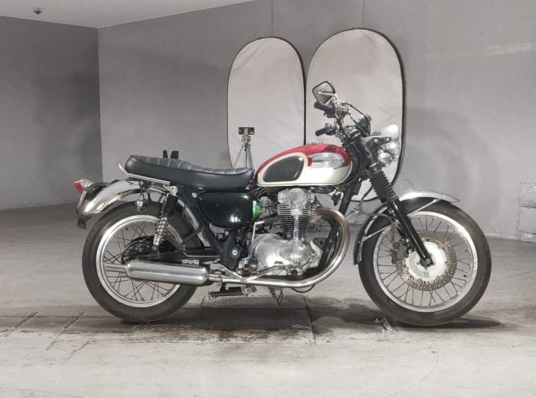 Мотоцикл Kawasaki W650 с пробегом 15458 km