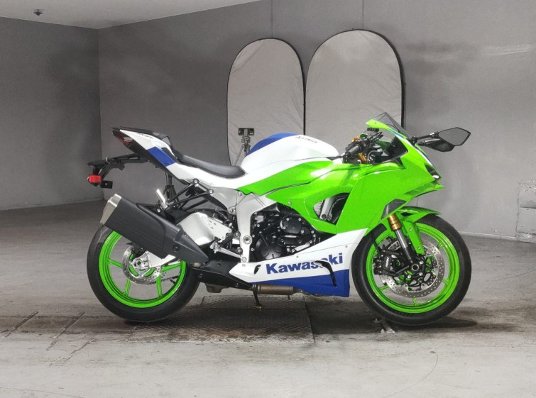 Мотоцикл Kawasaki ZX-6R з пробігом 6960 km