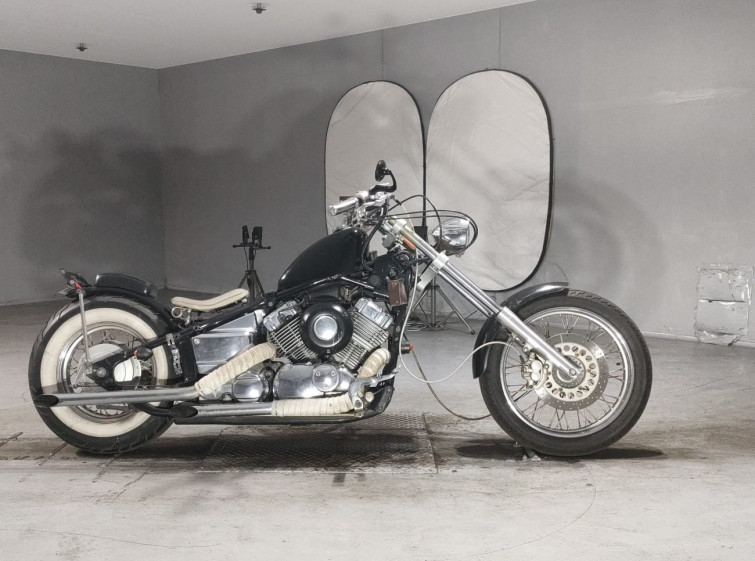 Мотоцикл Yamaha DRAGSTAR XVS400 с пробегом 9331 km