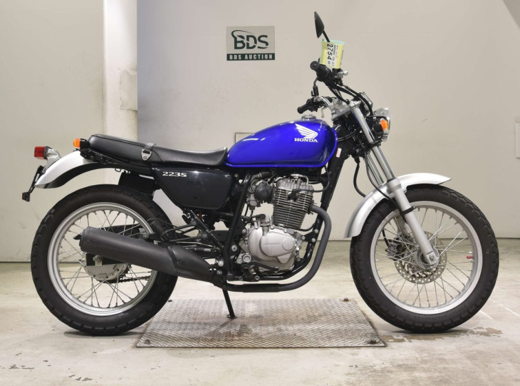 Мотоцикл Honda CB223S с пробегом 27163 km