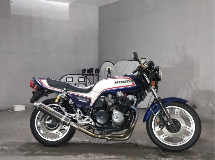 Мотоцикл Honda CB750FOUR с пробегом 1674 km