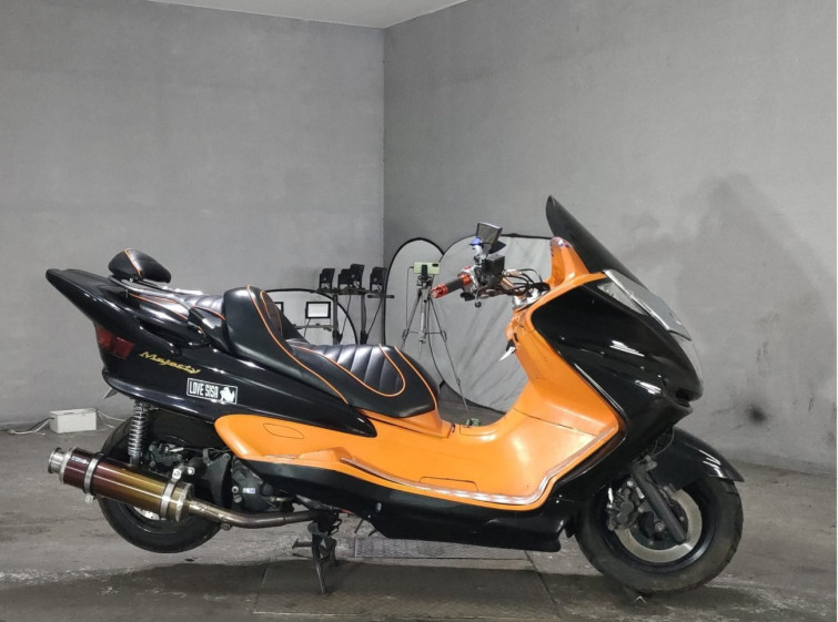 Мотоцикл Yamaha MAJESTY 250C с пробегом 7105 km