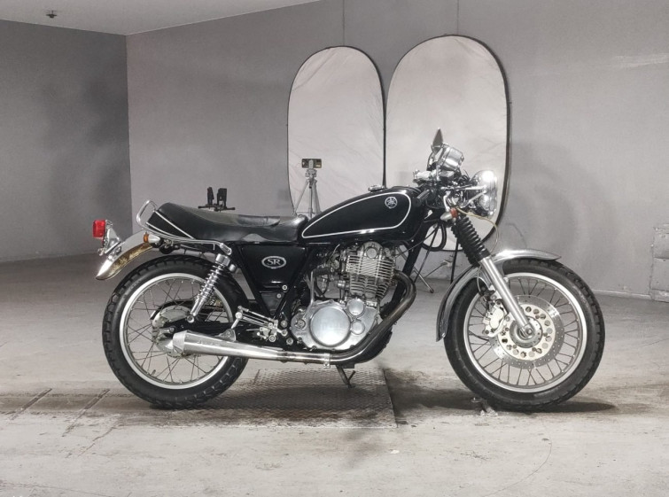 Мотоцикл Yamaha SR400 с пробегом 14249 km
