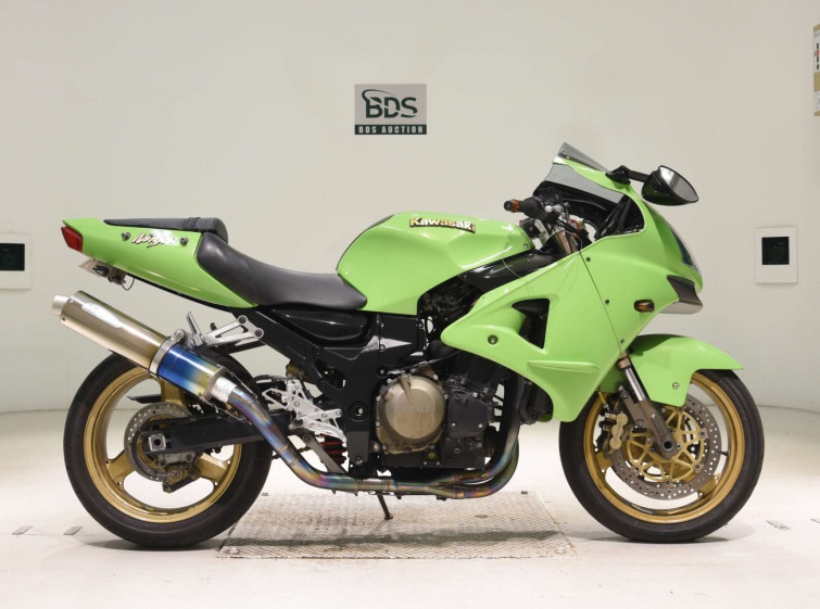 Мотоцикл Kawasaki NINJA ZX-12R с пробегом 64206 km