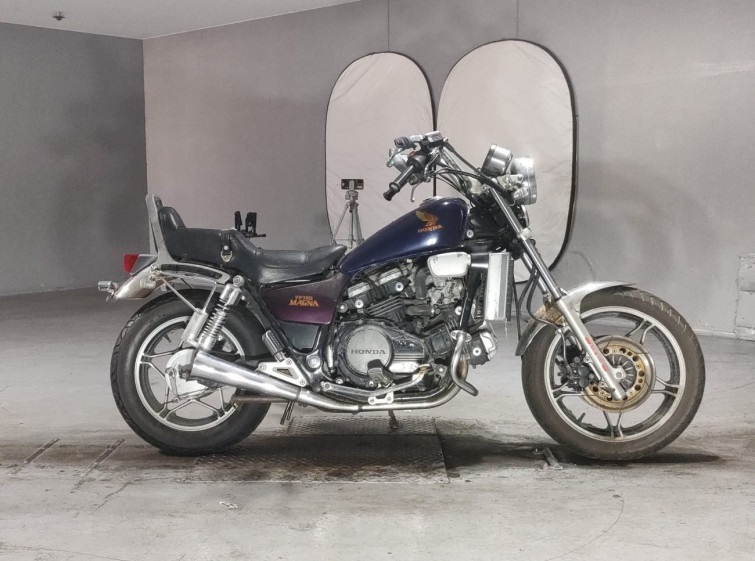 Мотоцикл Honda MAGNA750 с пробегом 39276 km
