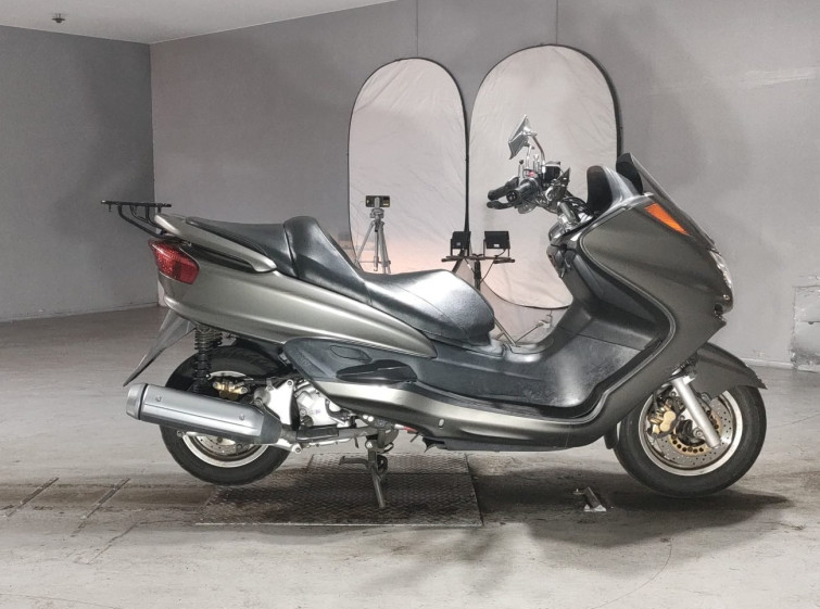 Мотоцикл Yamaha MAJESTY 250 с пробегом 42077 km