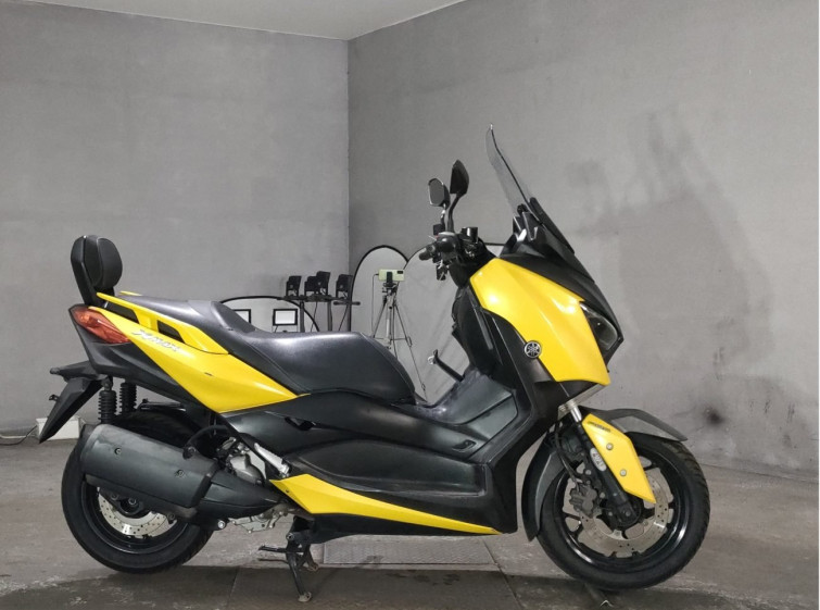 Мотоцикл Yamaha X-MAX250 с пробегом 8942 km