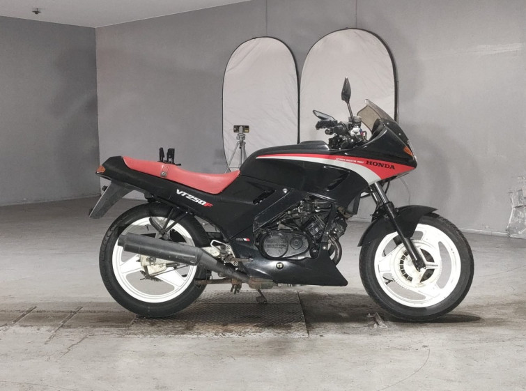 Мотоцикл Honda VT250F XELVIS с пробегом 44761 km