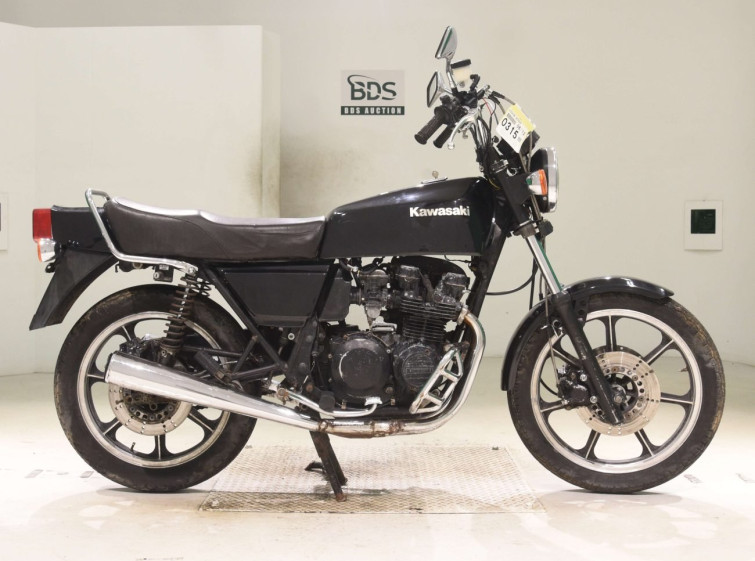Мотоцикл Kawasaki Z550FX з пробігом 37920 km
