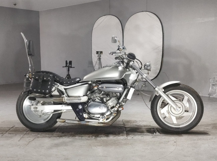 Мотоцикл Honda MAGNA250 з пробігом 34975 km