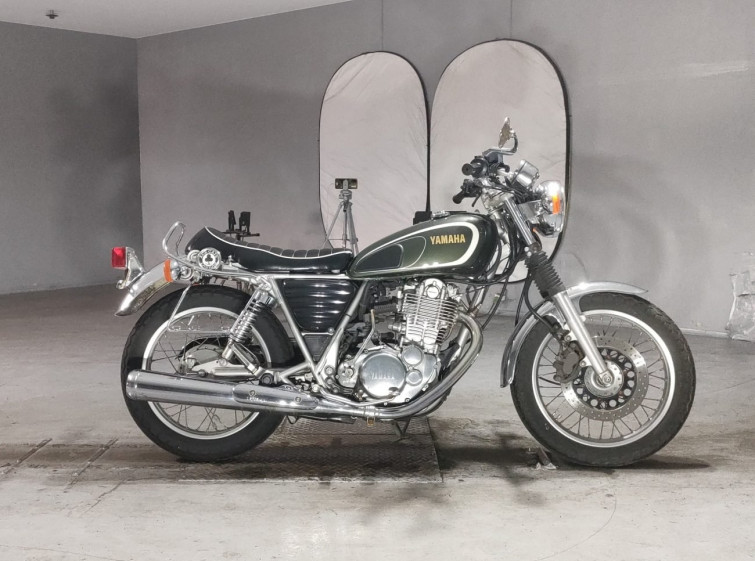 Мотоцикл Yamaha SR400 с пробегом 33358 km