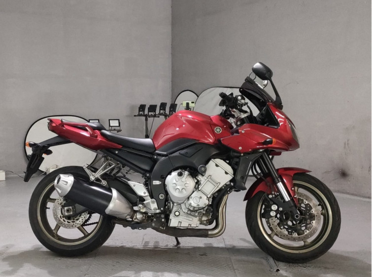 Мотоцикл Yamaha FZ1 FAZER с пробегом 23870 km