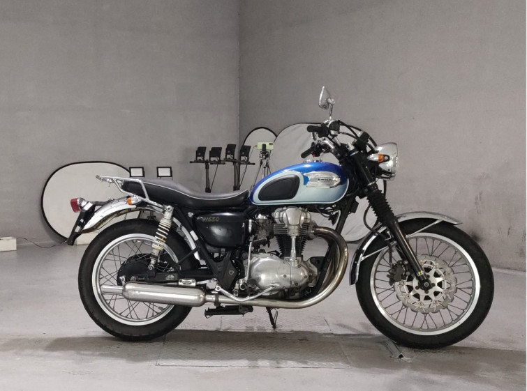 Мотоцикл Kawasaki W650 с пробегом 30857 km