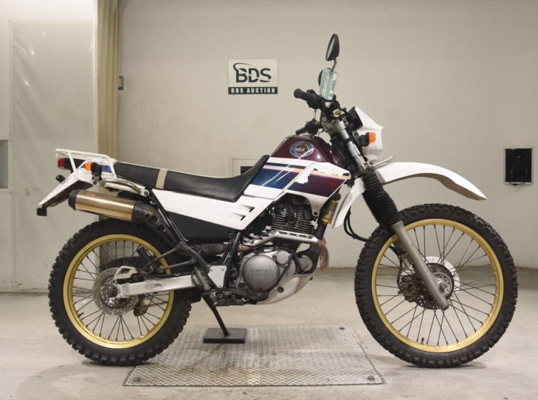 Мотоцикл Yamaha SEROW XT225 с пробегом 26770 km
