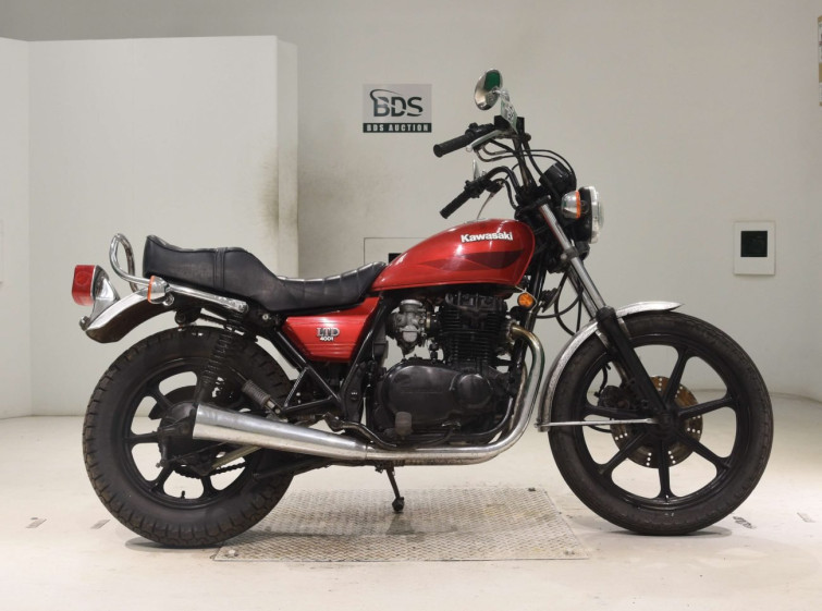 Мотоцикл Kawasaki Z400LTD з пробігом 6180 km