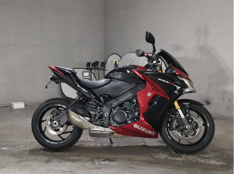 Мотоцикл Suzuki GSX-S1000F з пробігом 40369 km