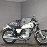 Мотоцикл Yamaha SR400 с пробегом 9991 km
