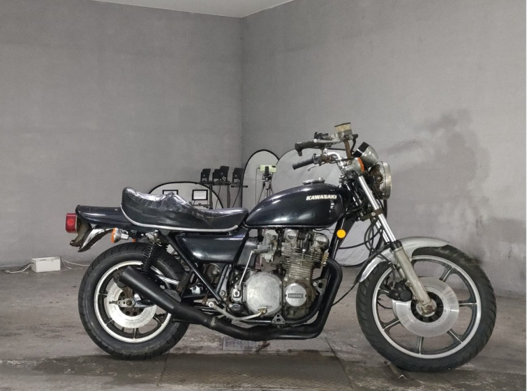 Мотоцикл Kawasaki Z1000LTD з пробігом 28057 m