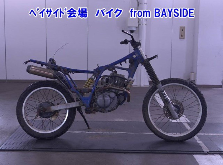Мотоцикл Yamaha SEROW XT225