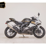 Мотоцикл Kawasaki ZX-4RR з пробігом 111 km
