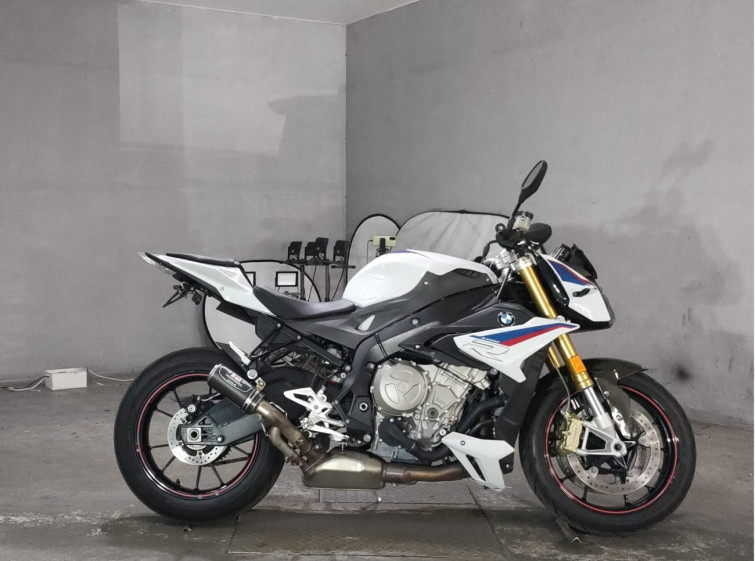 Мотоцикл BMW S1000R з пробігом 18978 km