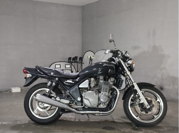 Мотоцикл Kawasaki ZEFAR 1100 с пробегом 12705 km