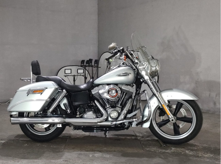 Мотоцикл HD SWITCHBACK FLD1580 с пробегом 32520 km