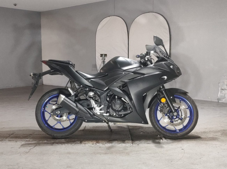 Мотоцикл Yamaha YZF-R25 с пробегом 23053 km