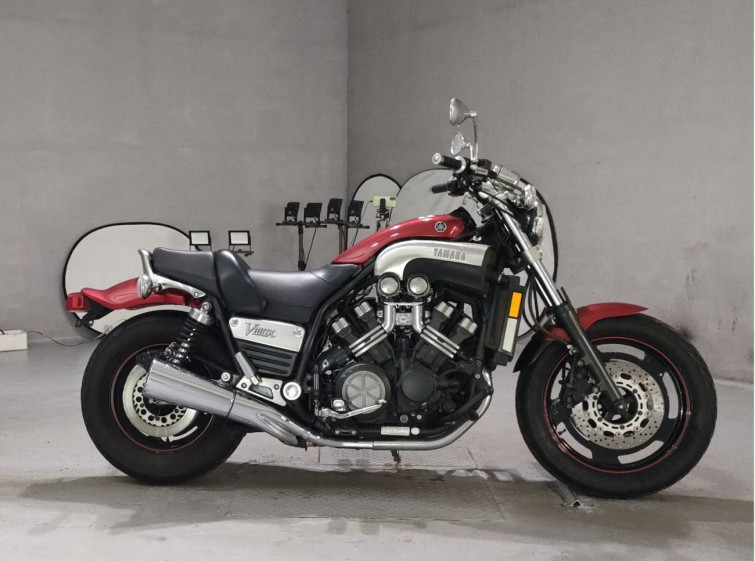 Мотоцикл Yamaha V-MAX1200 з пробігом 26852 km