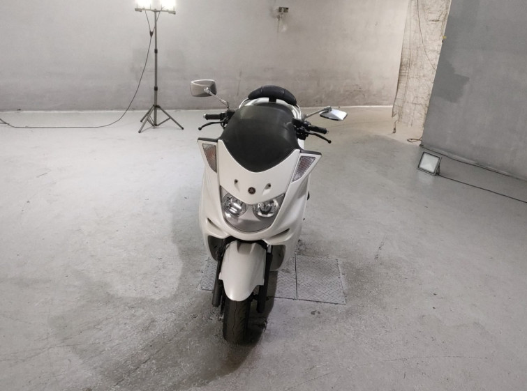 Мотоцикл Yamaha MAJESTY 250C с пробегом 42128 km