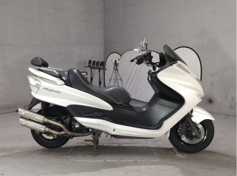 Мотоцикл Yamaha MAJESTY 250C с пробегом 42128 km