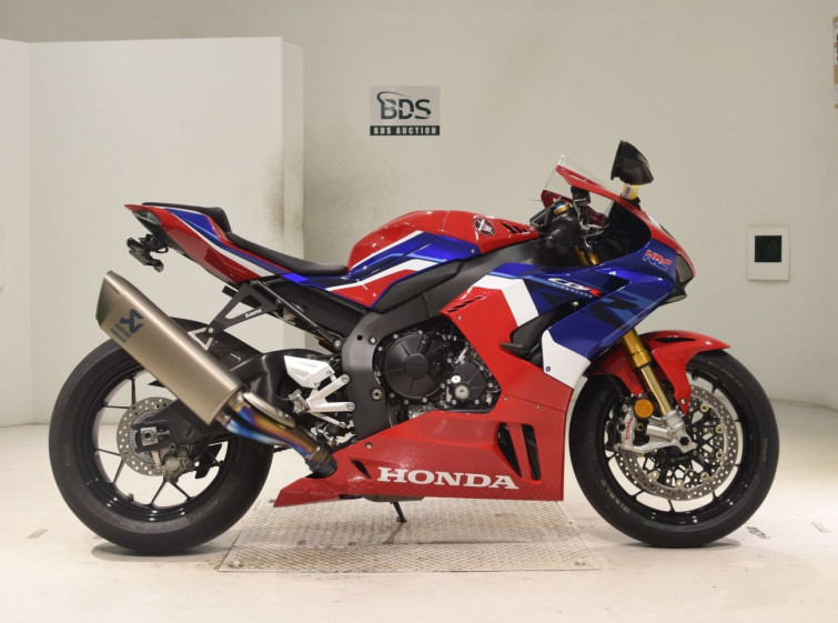 Мотоцикл Honda CBR1000RR SP с пробегом 21660 km