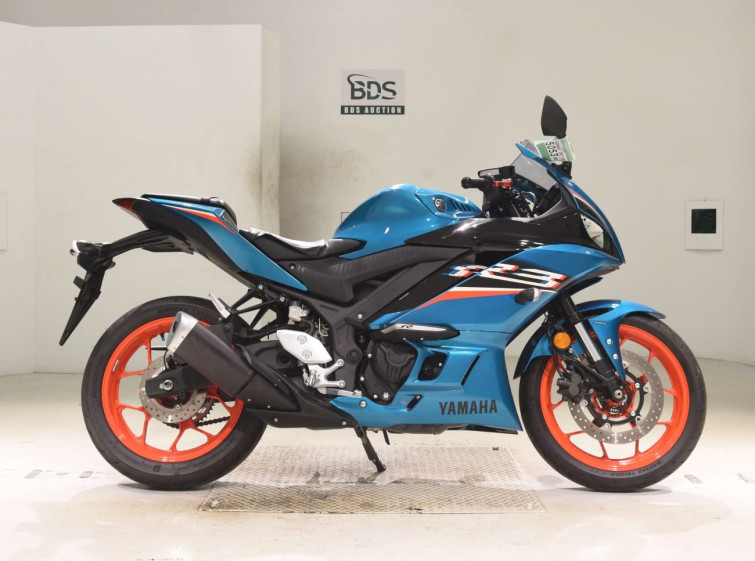 Мотоцикл Yamaha YZF-R3 з пробігом 4028 km