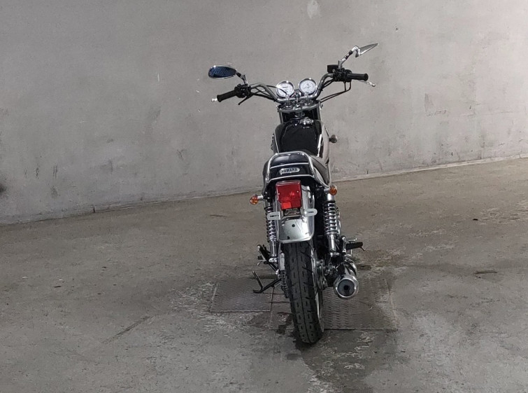 Мотоцикл Yamaha SR400 с пробегом 15380 km