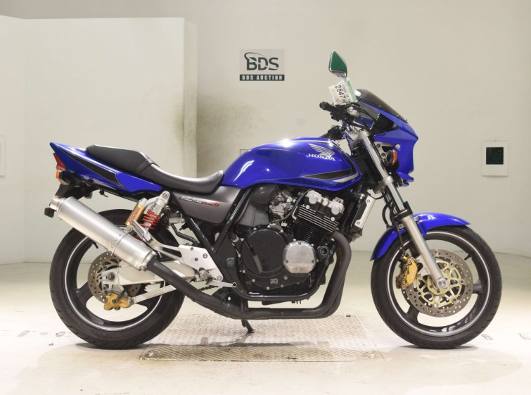 Мотоцикл Honda CB400SFV з пробігом 32260 km