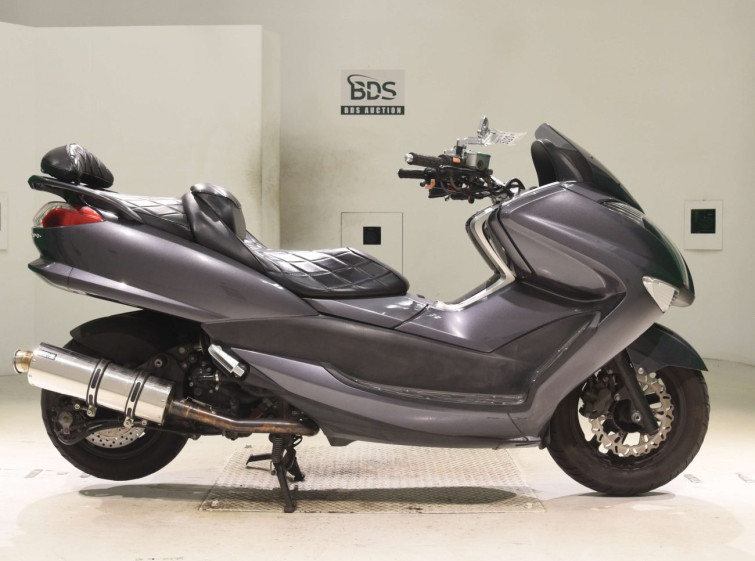 Мотоцикл Yamaha MAJESTY 250 с пробегом 28994 km