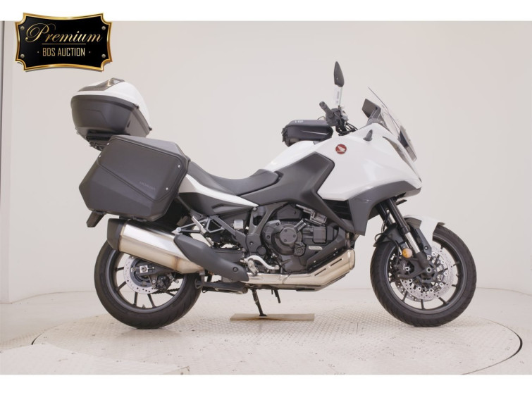 Мотоцикл Honda NT1100 з пробігом 16324 km