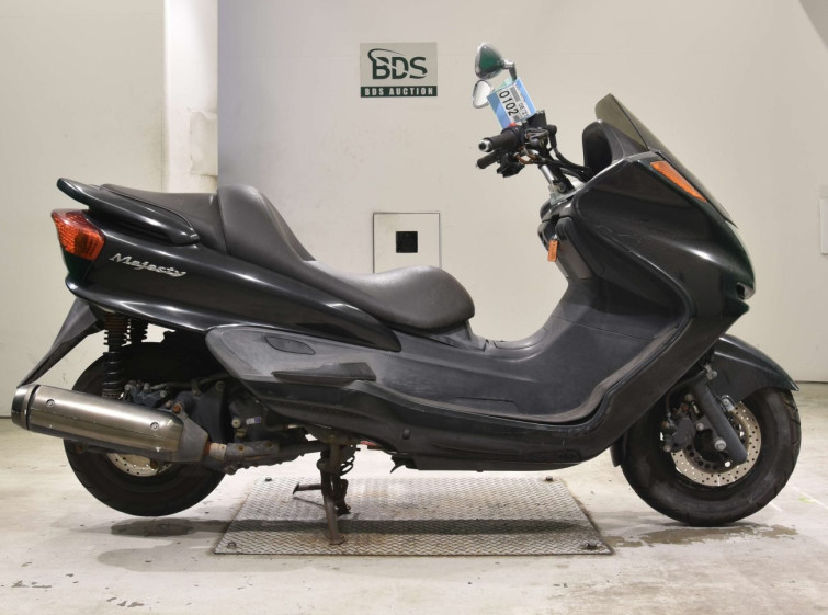 Мотоцикл Yamaha MAJESTY 250C