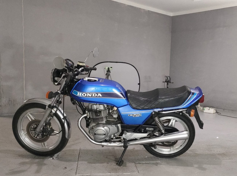 Мотоцикл Honda CB250N с пробегом 22544 km