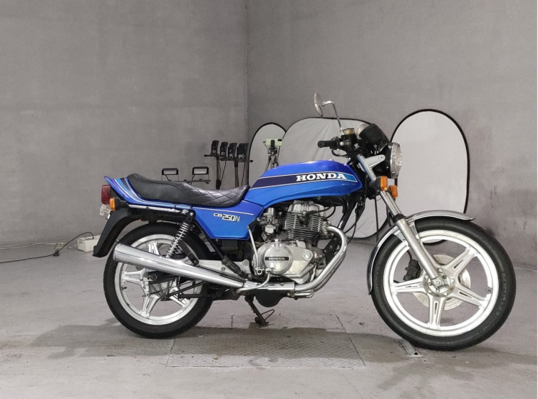 Мотоцикл Honda CB250N с пробегом 22544 km
