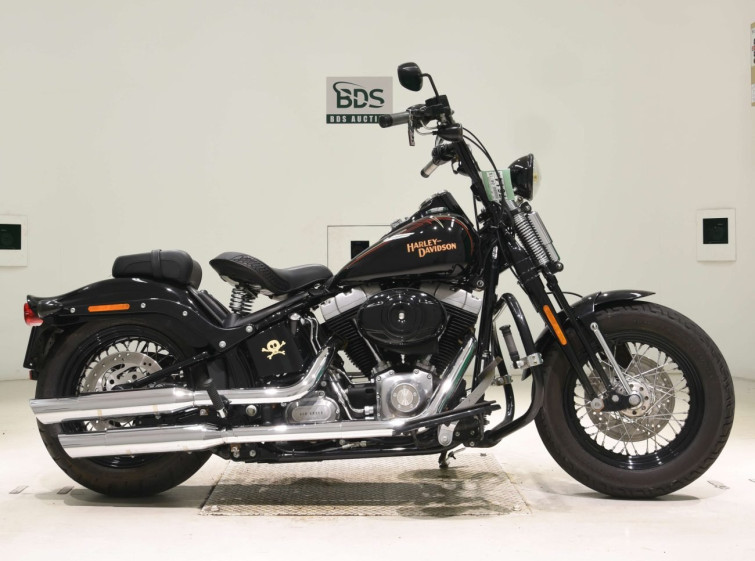 Мотоцикл HD CROSS BONES FLSTSB1580 с пробегом 9330 km